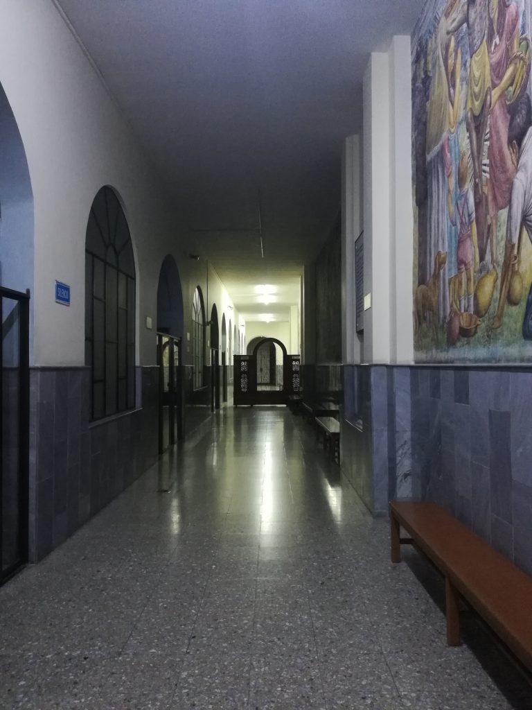 Interior de la Basílica de Buga